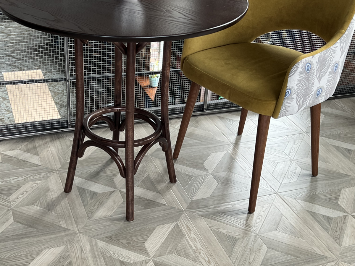 Ламинат LAMIWOOD ANTIQUARY 846 Дуб Бушерон 40.2x120.5