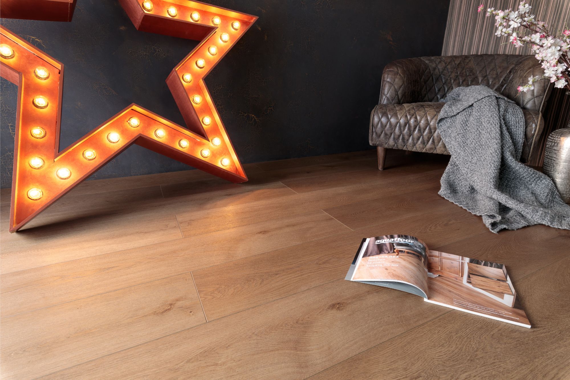 Кварцвиниловая плитка Aqua Floor Риалвуд ИксИксЭль/ Realwood XXL AF8021XXL 1800x228 Дуб Светлый замковый кварц винил напольный