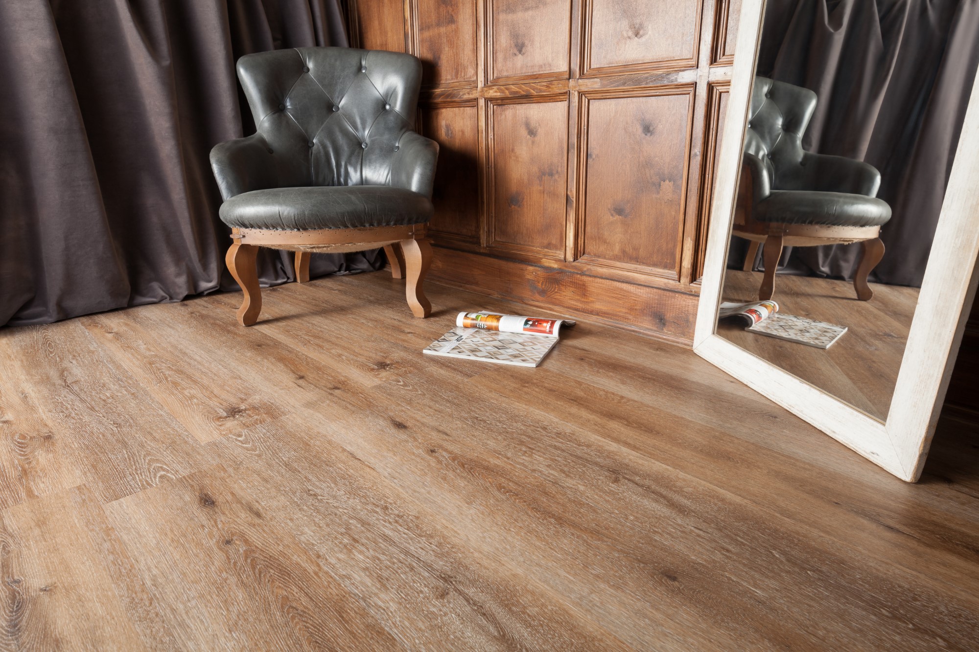 Кварцвиниловая плитка Aqua Floor Риалвуд клеевой/ RealWood Glue AF6042 Glue 1219.2x177.8 Дуб Темный замковый кварц винил напольный