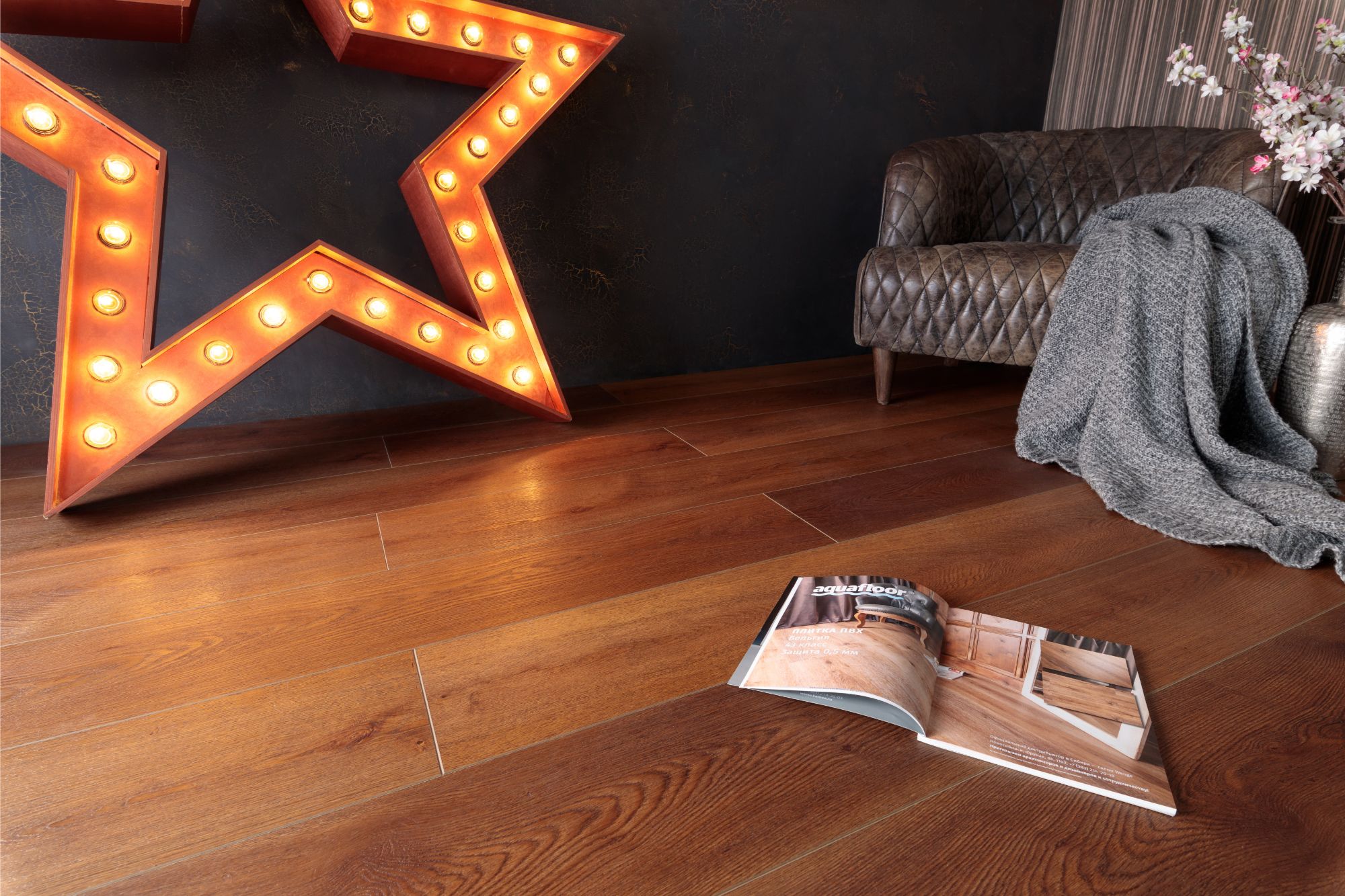 Кварцвиниловая плитка Aqua Floor Риалвуд ИксИксЭль/ Realwood XXL AF8021XXL 1800x228 Дуб Светлый замковый кварц винил напольный