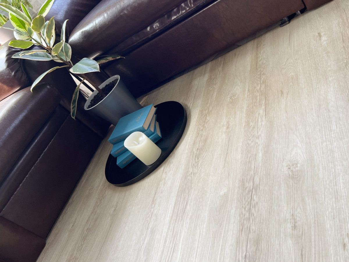 SPC ламинат LAMIWOOD QUARTZWOOD Q-10 Дуб Челси 22.9x122