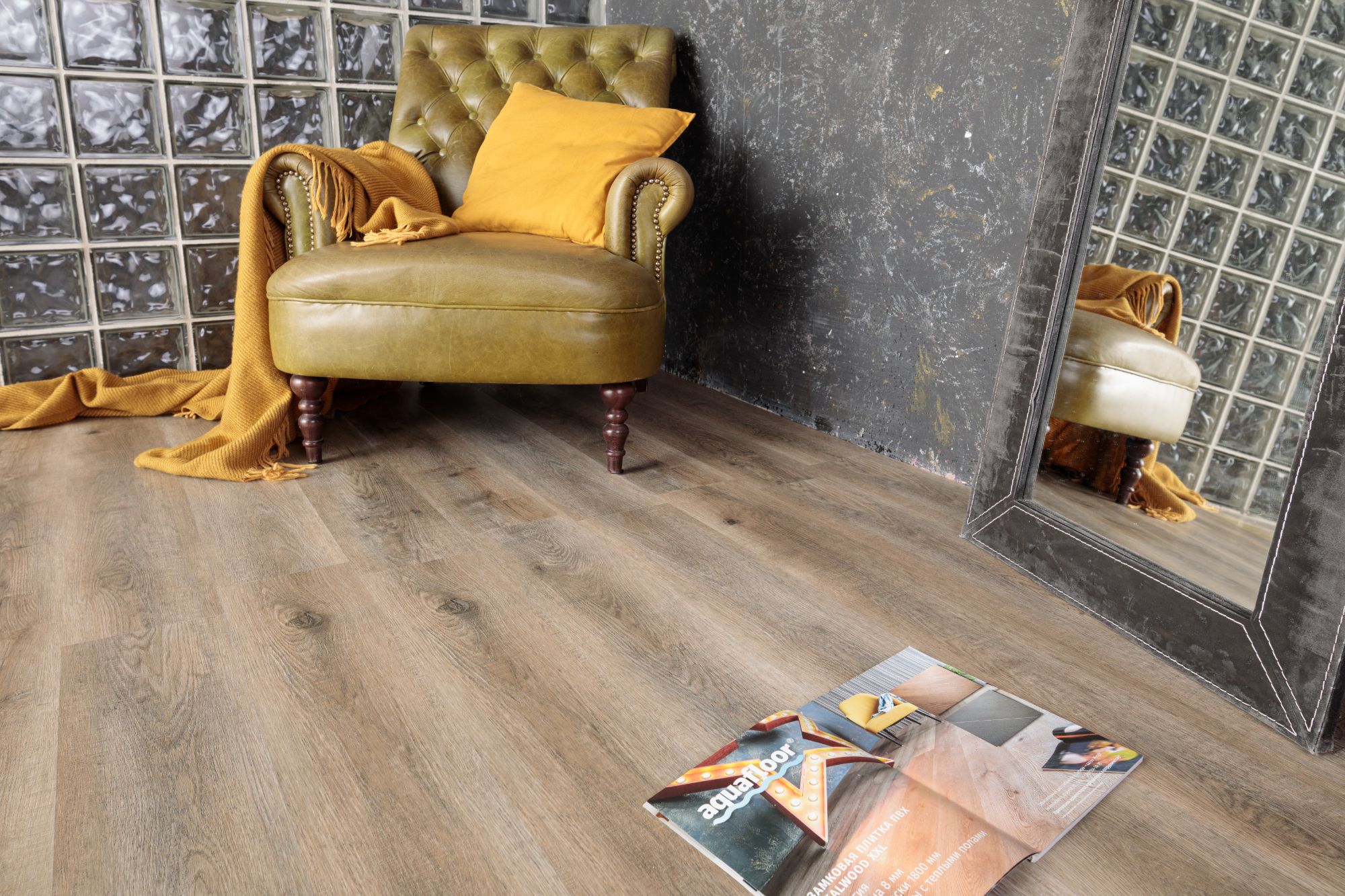 Кварцвиниловая плитка Aqua Floor Quartz AF3501QV 1220x180 Дуб Светлый замковый кварц винил напольный